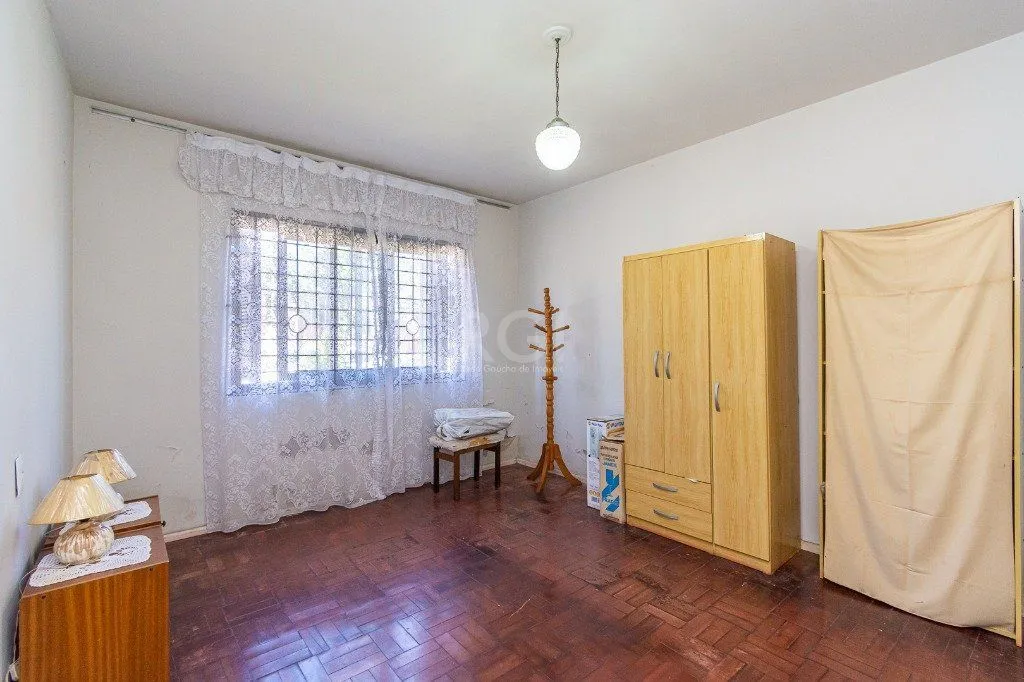 Imagem Casa de 3 dormitórios, 3 vagas no bairro Vila Ipiranga