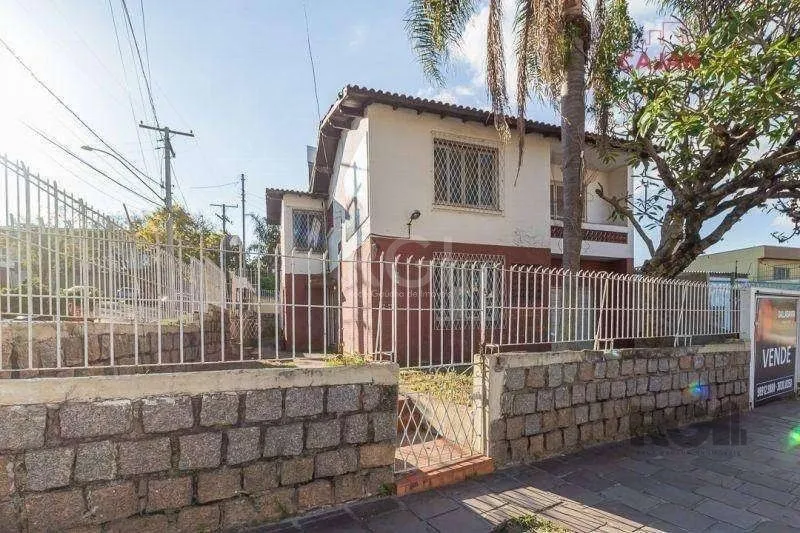 Imagem Casa Comercial em Glória