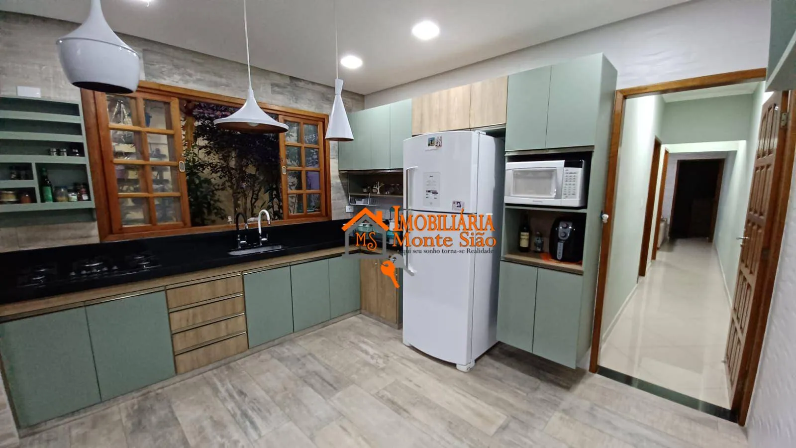 Imagem Sobrado com 3 dormitórios à venda, 220 m² por R$ 695.000,00 - Jardim Palmira - Guarulhos/SP