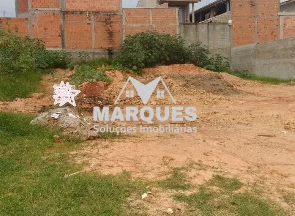 Terreno a venda c/ 250m2 em Avenida Manuel Alves