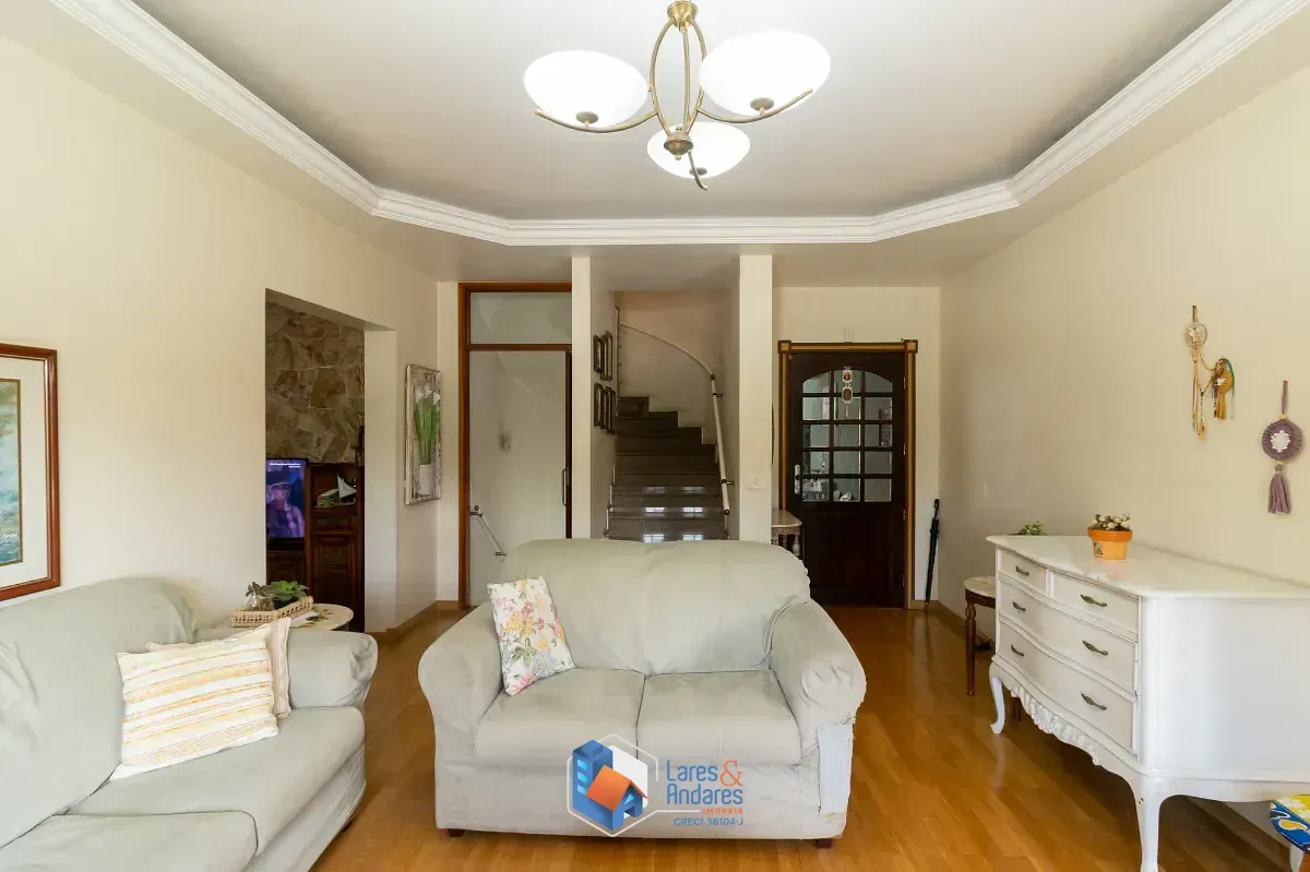 Imagem Sobrado para venda em City América com 4 quartos, sendo 3 suítes, 400m²