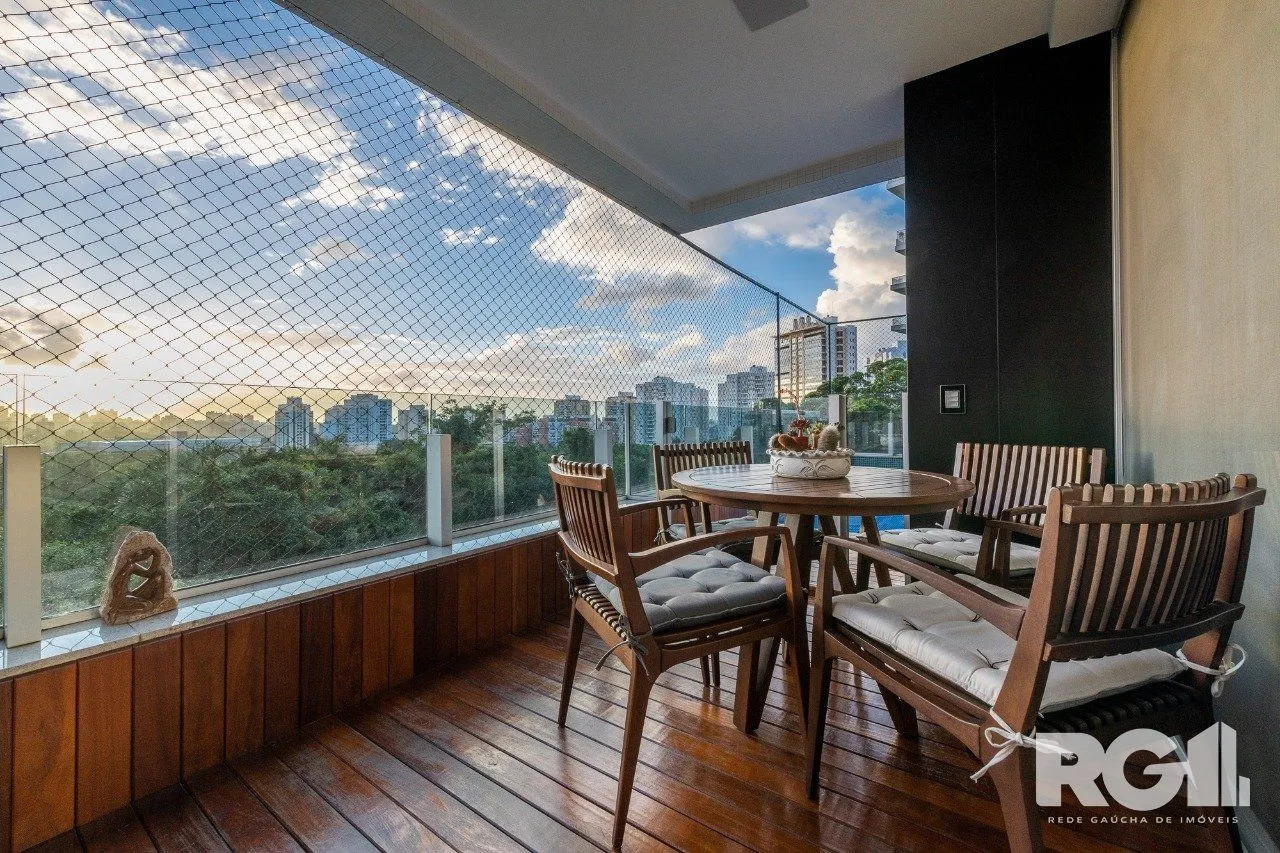 Imagem Luxuoso Apartamento no Mirador
