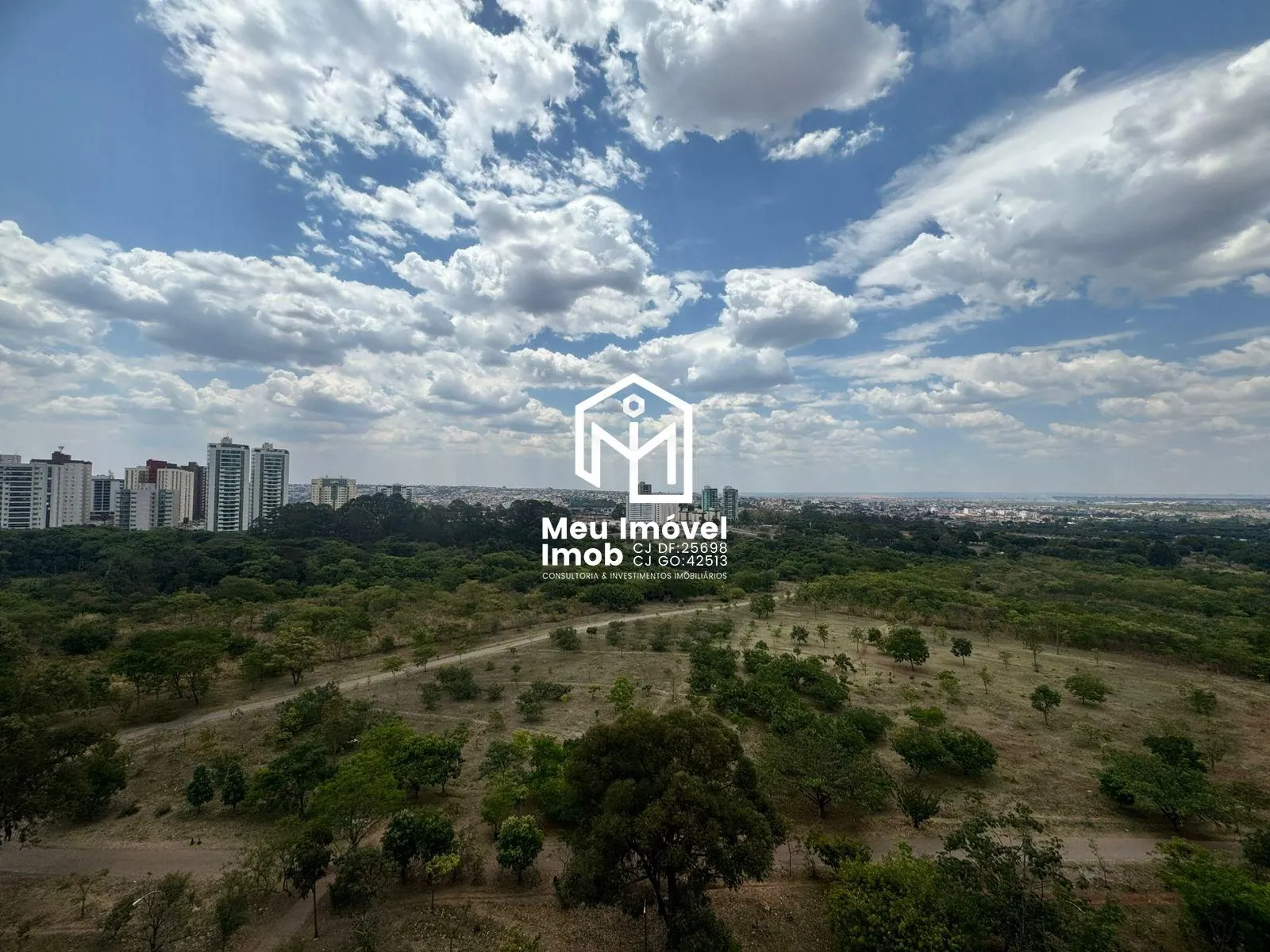 Imagem Apartamento 4 Quartos 4 Suítes 3 Vagas 191m² Águas Claras/DF