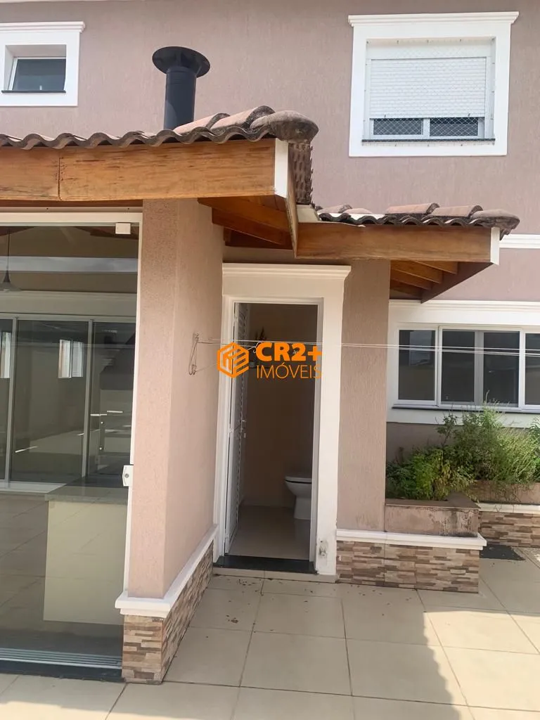 Imagem Vendo casa sobrado 223 m2, 04 quartos, 04 suítes, 04 vagas de garagem em Taubaté