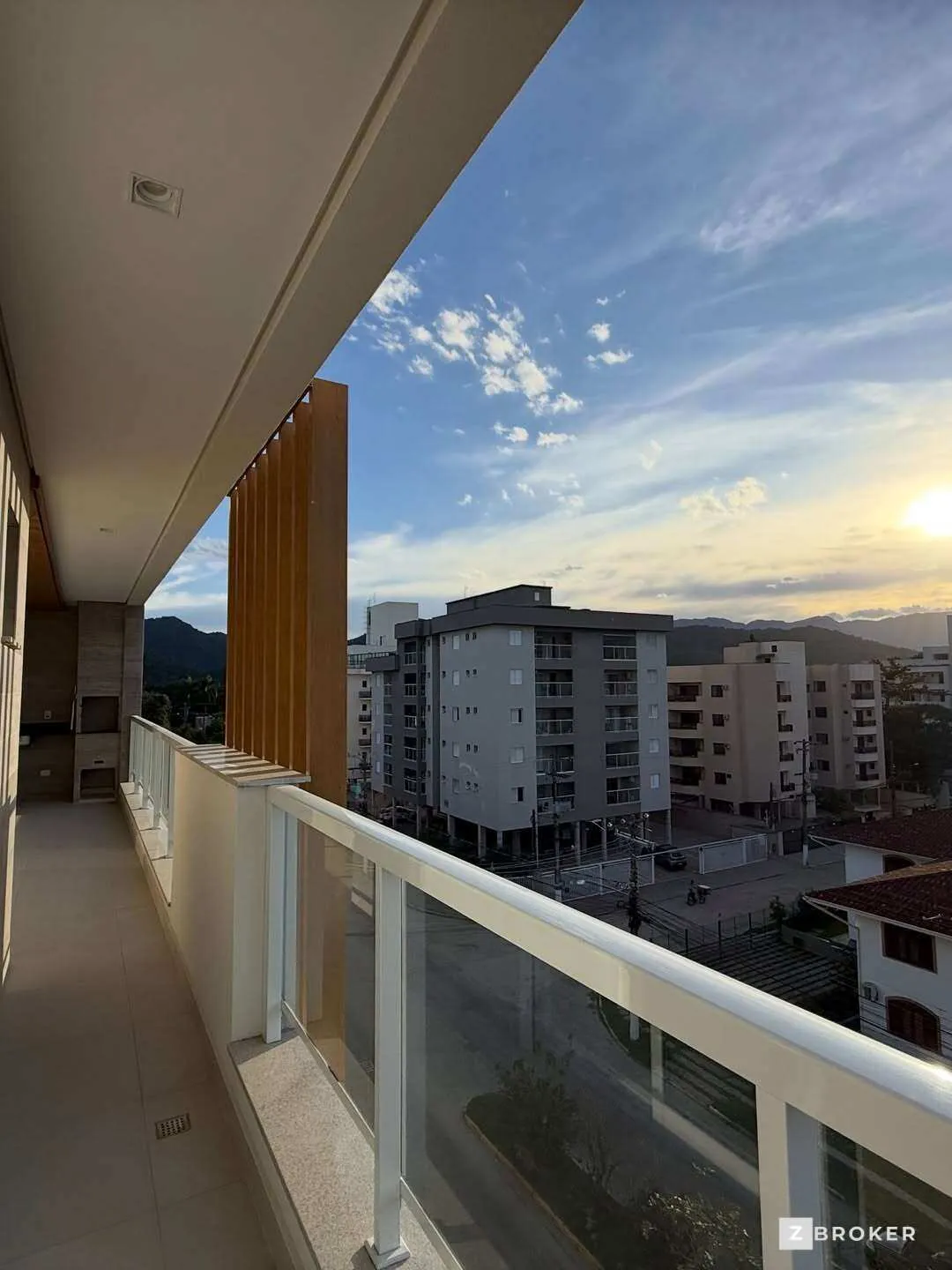 Imagem Apartamento de luxo à venda em Ubatuba, Itaguá, com 3 quartos, 85,95m2