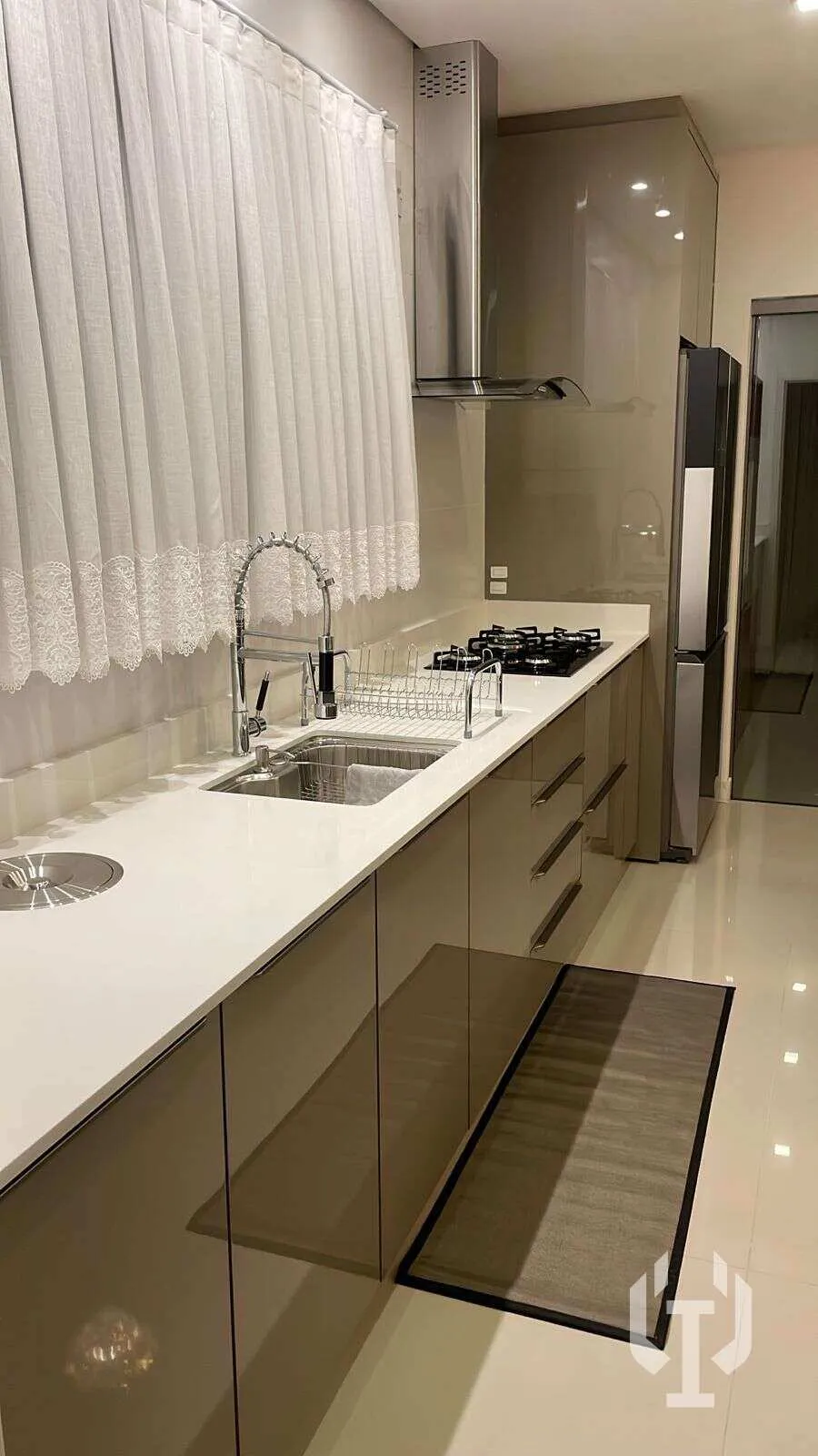 Imagem Apartamento à venda, no Beach Ville - Rzilli, em Itapema, CENTRO, com 3 quartos, 117m2