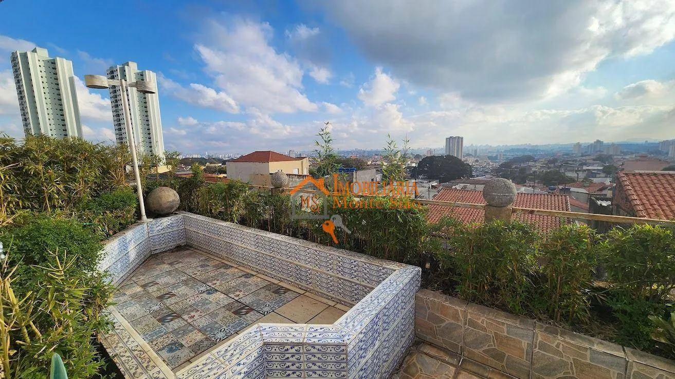 Imagem Sobrado com 5 dormitórios à venda, 326 m² por R$ 1.520.000,00 - Vila Yaya - Guarulhos/SP