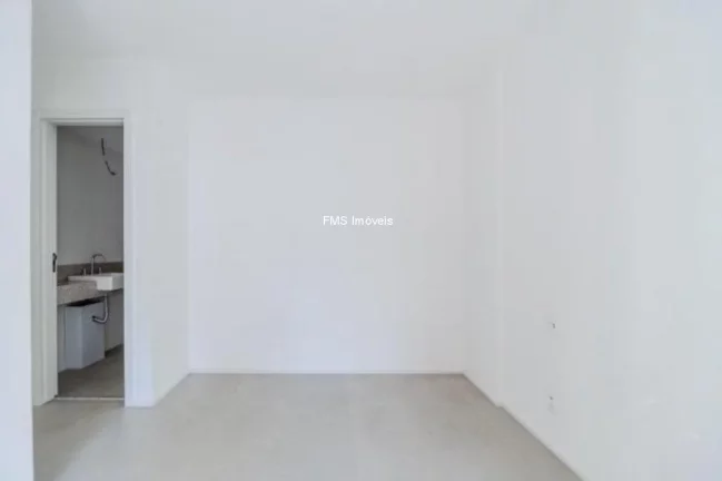 Imagem Apartamento à venda no Jardim Paulista, São Paulo-SP: 2 quartos, 1 suíte, sala, 2 banheiros, 1 vaga - 70m² de área!
