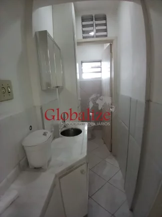 Imagem Sala comercial à venda com 50m², 1 banheiro no Centro de Santos por R$200.000,00