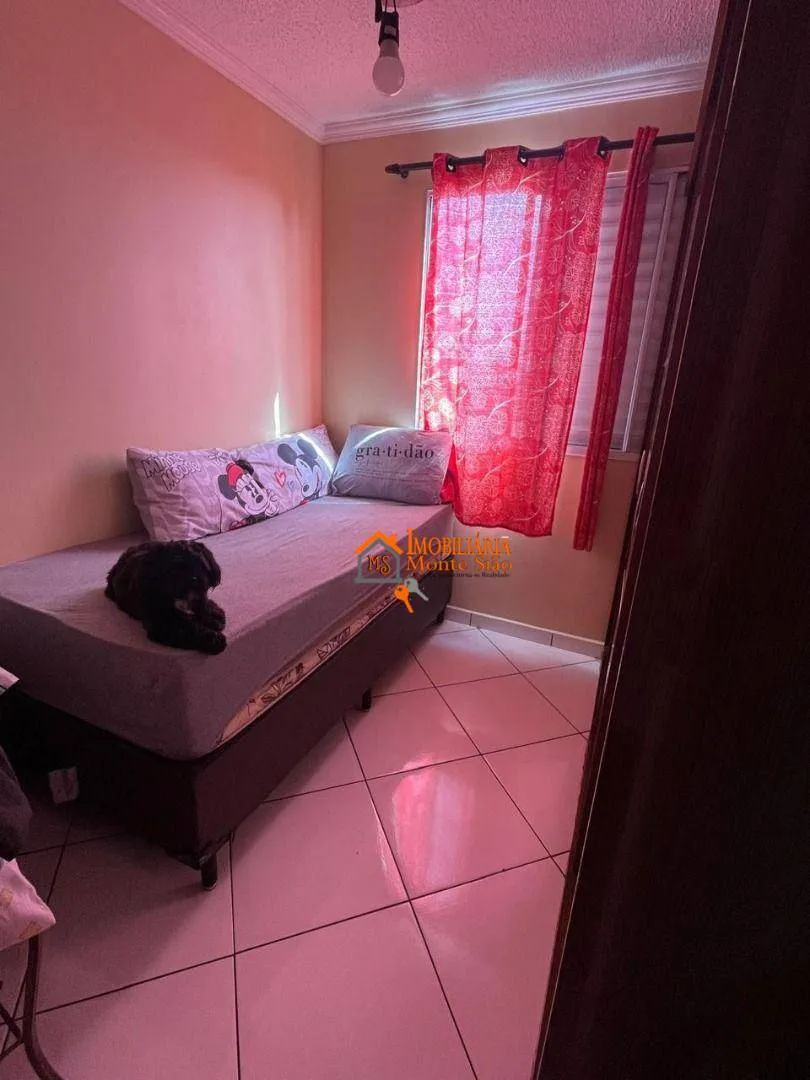 Imagem Apartamento com 2 dormitórios à venda, 45 m² por R$ 230.000,00 - Água Chata - Guarulhos/SP