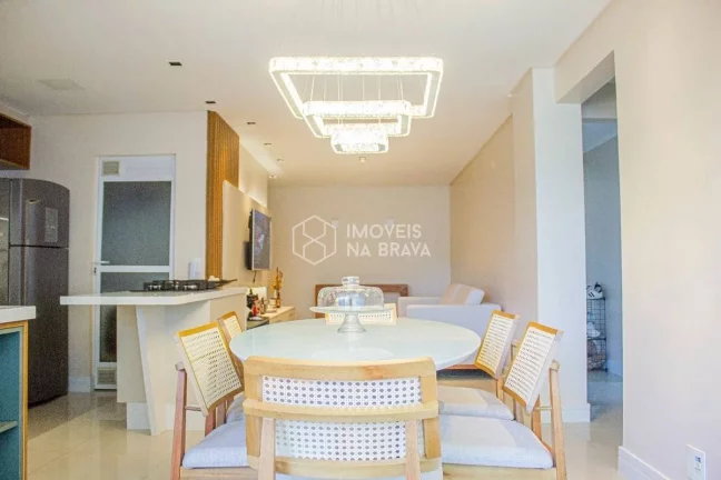 Imagem APARTAMENTO A VENDA 3 QUARTOS 2 VAGAS - MOBILIADO - PRAIA BRAVA - ITAJAI/SC