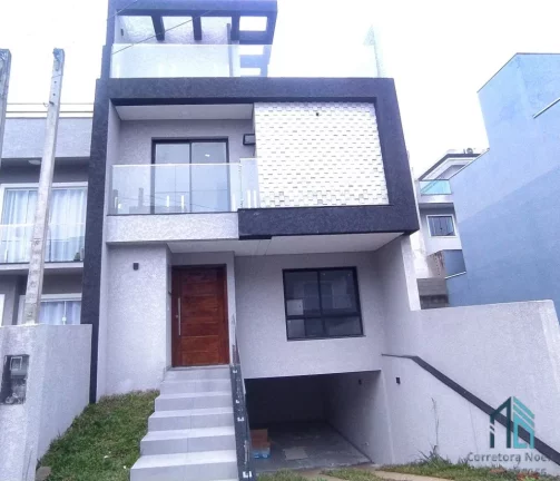 Imagem Sobrado a venda, novo com terraço, ótimo acabamento 03 quartos c/suíte, no Pinheirinho em Curitiba PR