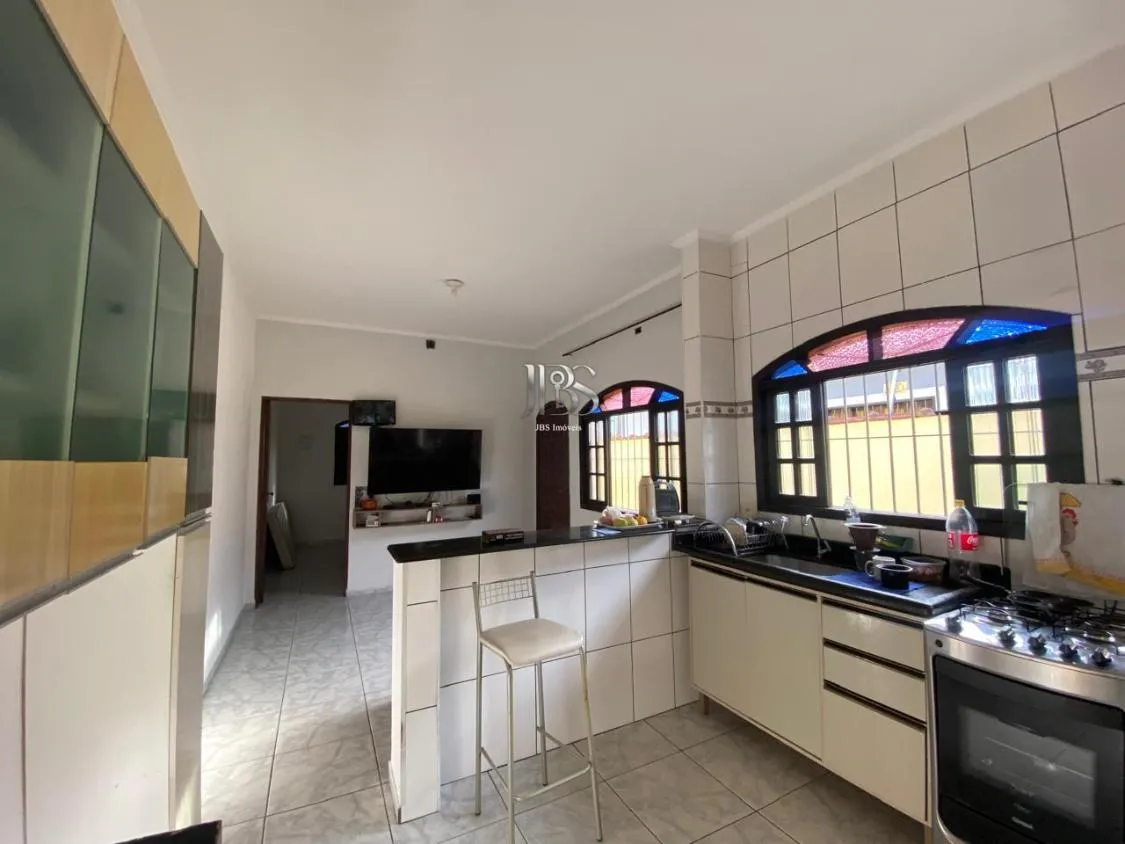Imagem CASA 2 DORM LADO PISTA E ACEITA FINANCIAMENTO BANCÁRIO NO JARDIM SUARÃO EM ITANHAÉM