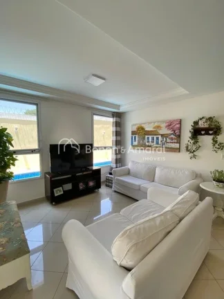 Imagem Casa de Alto Padrão em Condomínio Fechado no Parque Taquaral - Campinas/SP

Se você busca confort...