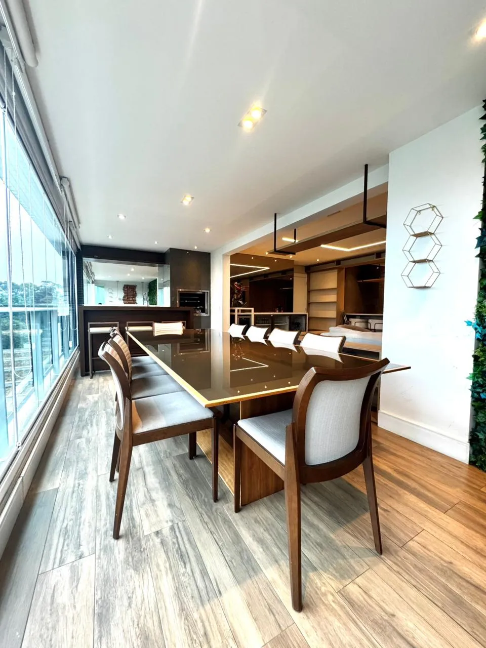 Imagem Apartamento para venda em Vila Anastácio com 2 quartos, sendo 2 suítes, 134m2