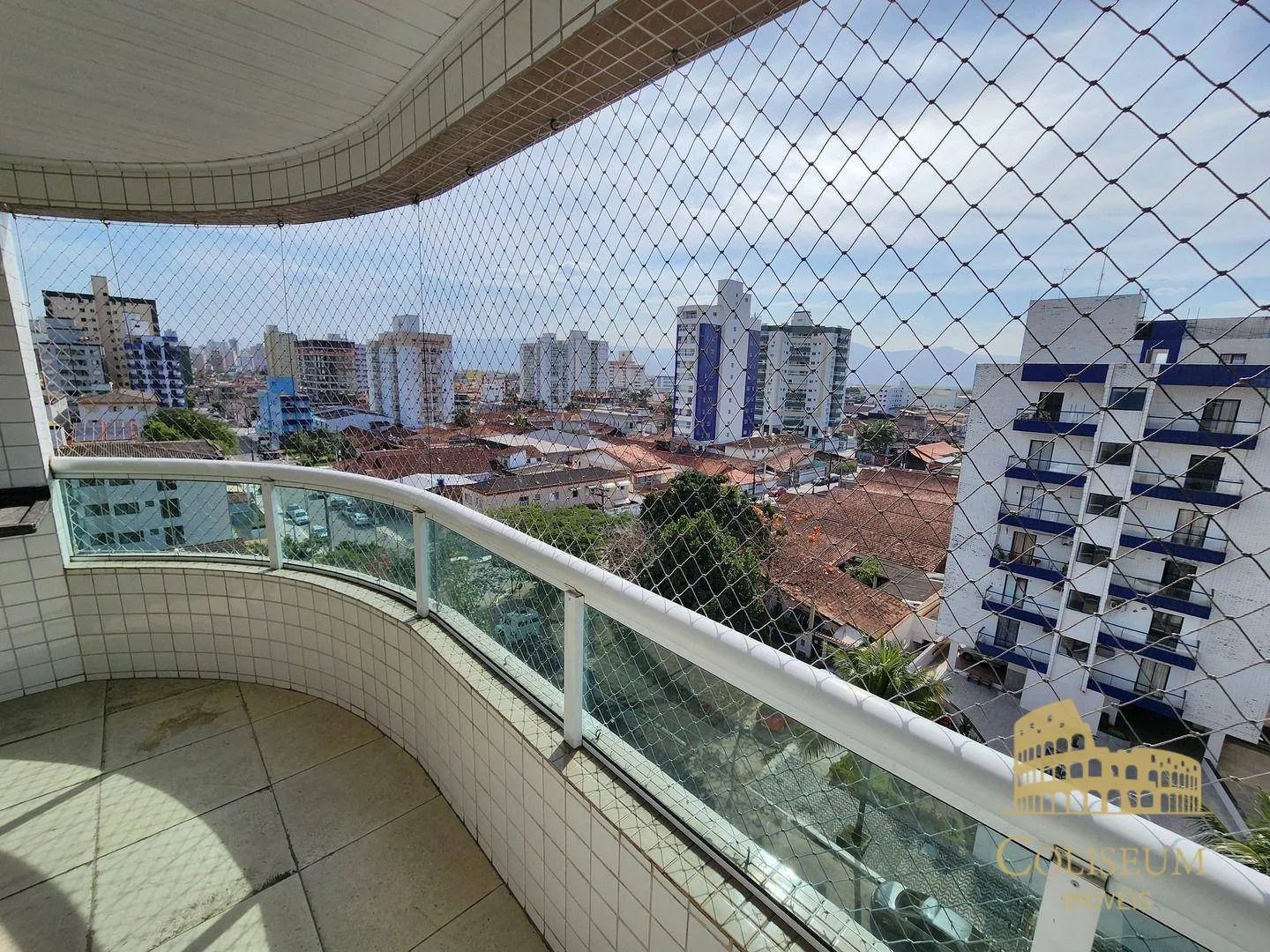 Imagem Apartamento com 3 dormitórios à venda, 105 m² por R$ 700.000,00 - Guilhermina - Praia Grande/SP