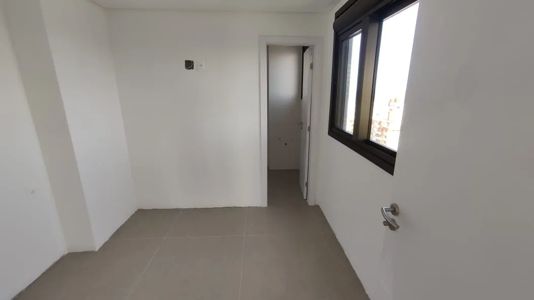 Imagem Cobertura à venda em Torres, Centro, com 3 quartos, 235.3m2