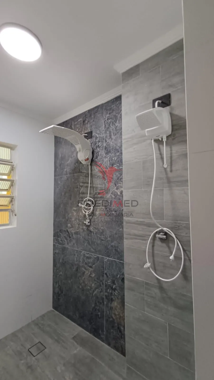 Imagem Apartamento todo reformado com 1 Dormitório com suite a 100 m da Praia