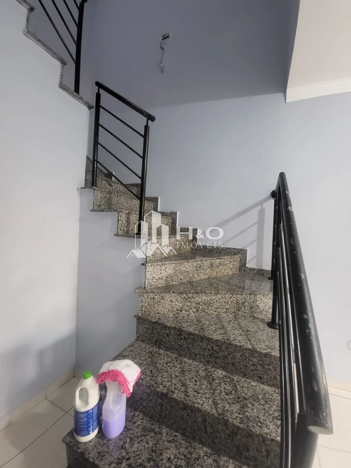 Imagem Oportunidade, Lindo Sobrado com 2 Dormitórios, 2 suítes e 1 vaga de garagem na Vila Taquari!