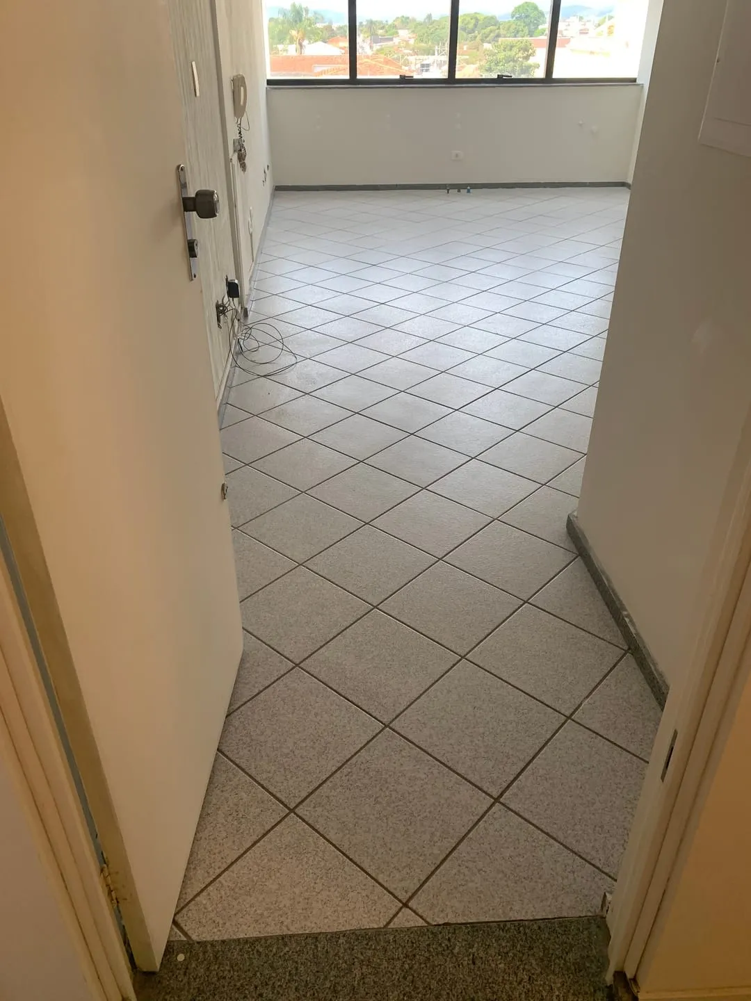 Imagem Comercial à venda 40M², Centro, Pindamonhangaba - SP | condominio antonio cozzi