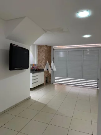 Imagem Casa em Villaggio no Marapé com 2 suítes e piscina.