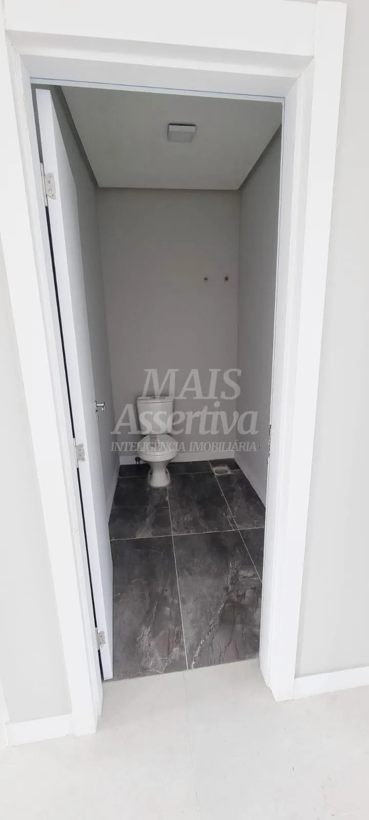 Imagem Excelente sobrado à venda em Xangri-Lá - 150m do mar