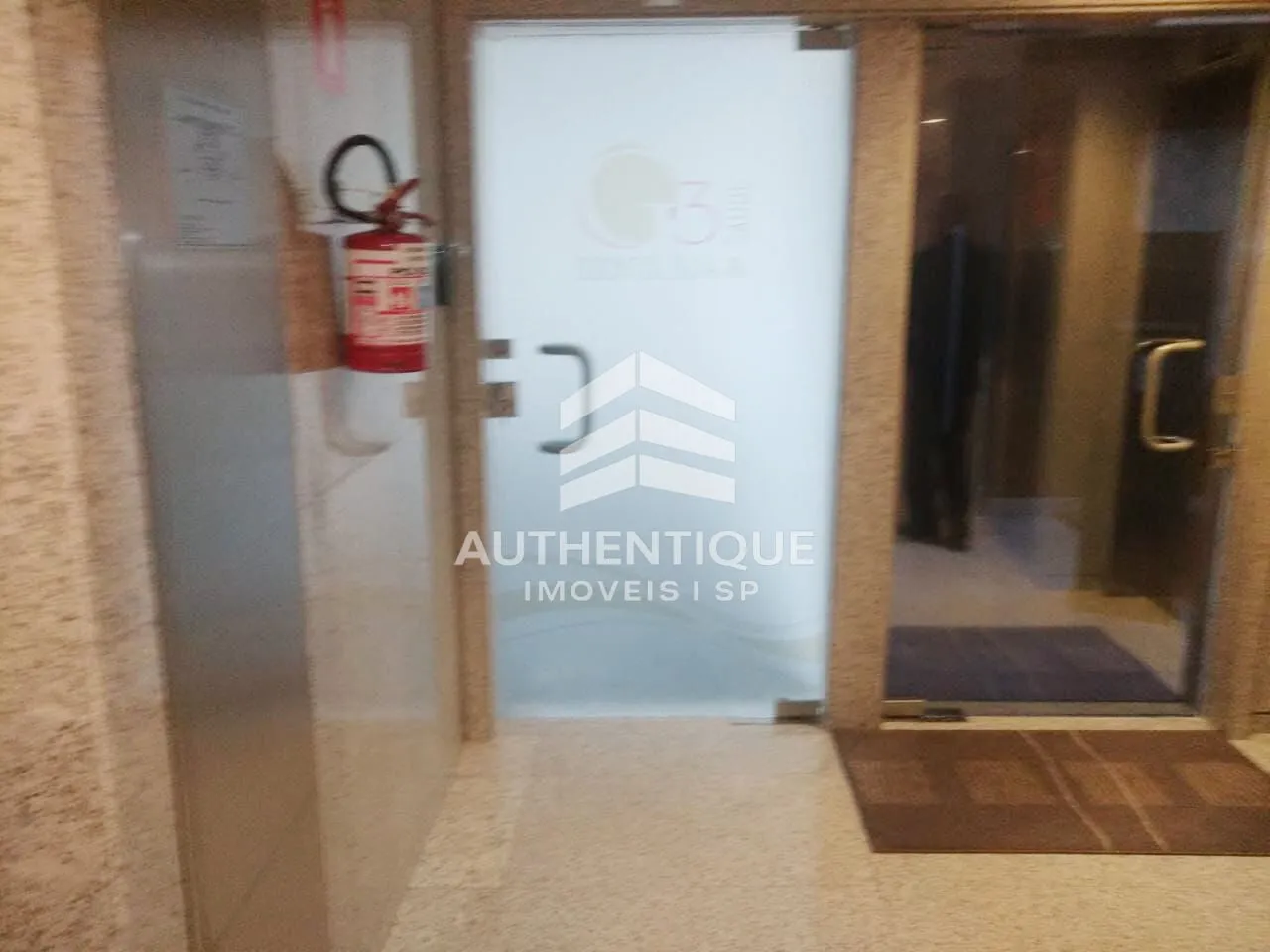 Imagem TORRE 2000 PINHEIROS - Sala Comercial em Pinheiros à venda