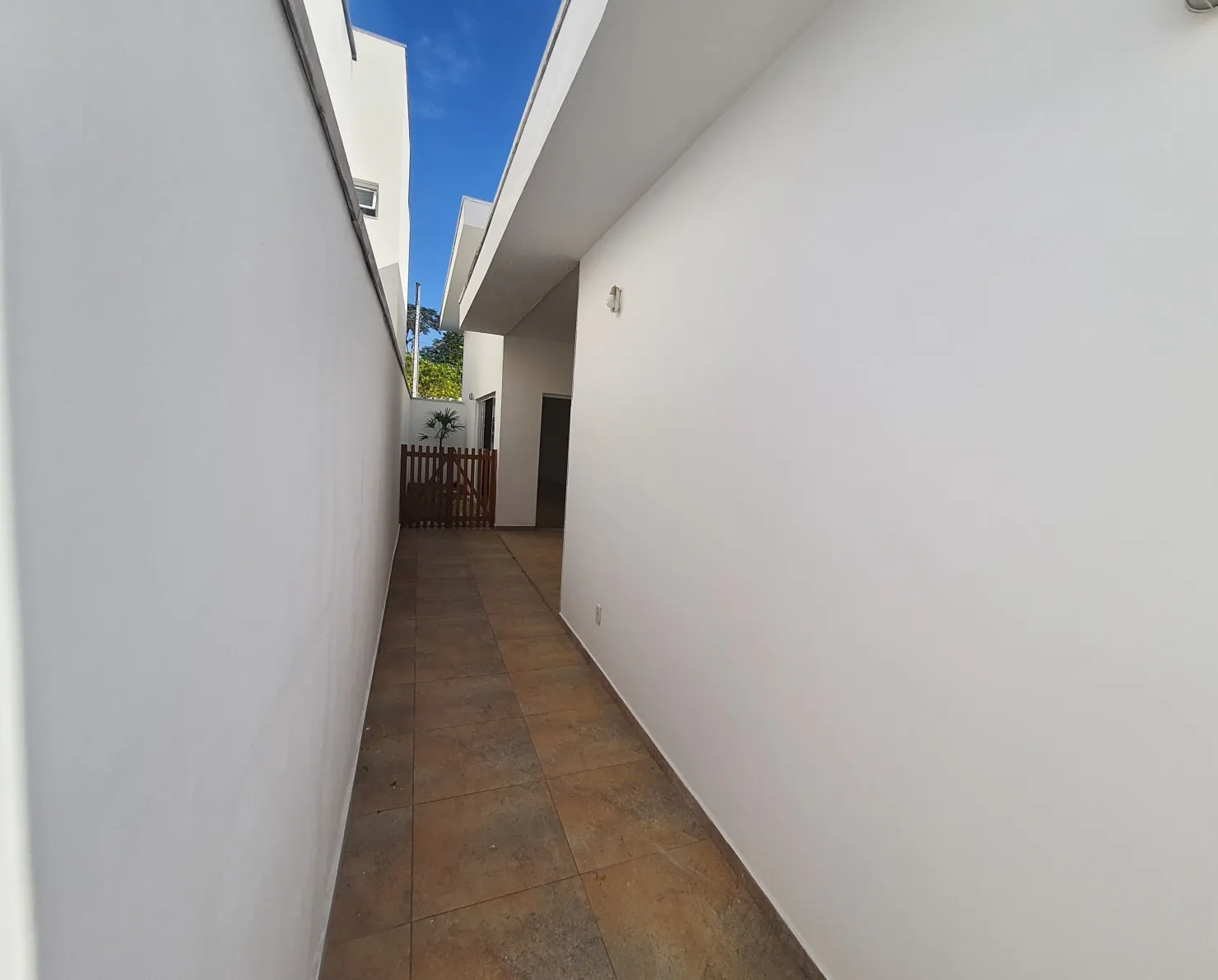 Imagem Casa à venda e locação 3 Quartos, 1 Suite, 2 Vagas, 258M², Condomínio Moema Ville, Pindamonhangaba - SP