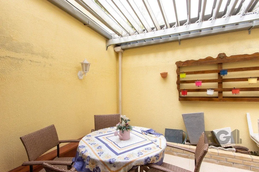 Imagem Casa de Condomínio em Cavalhada