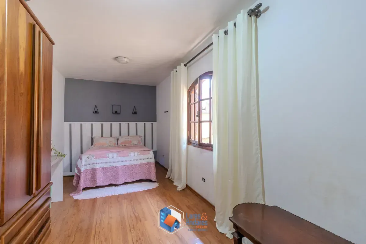 Imagem Sobrado para venda em Parque das Árvores com 3 quartos, 180m²