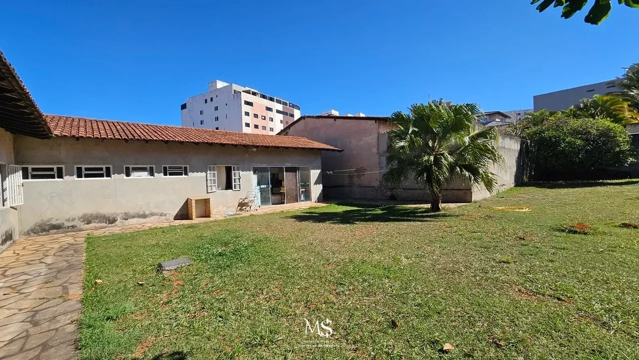 Foto do imóvel Casa com 5 Quartos à Venda, 456 m² em Setor Habitacional Vicente Pires - Brasília