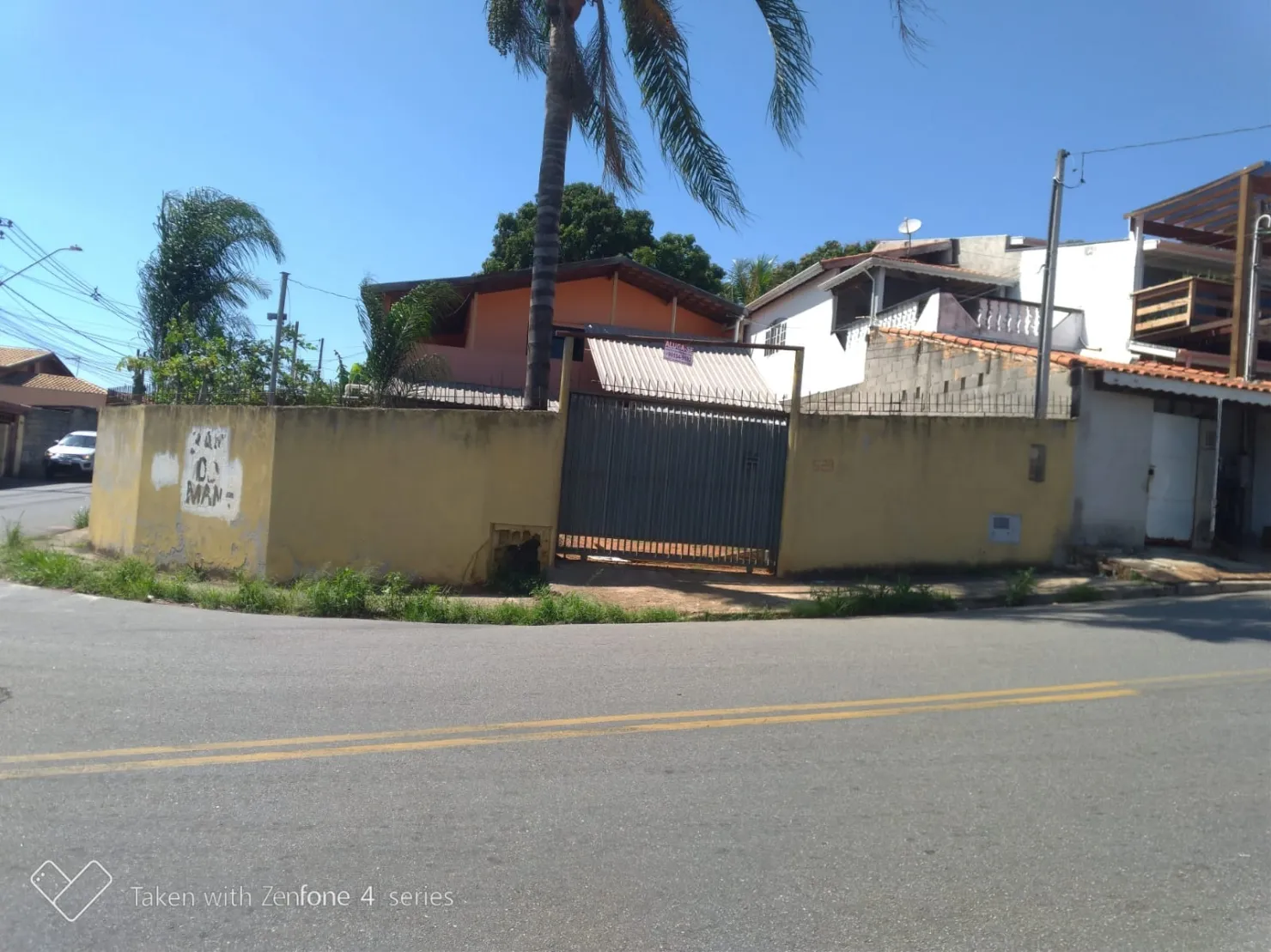 Imagem Casa para Locação 2 Quartos, 4 Vagas, 200M², São Gonçalo, Taubaté - SP