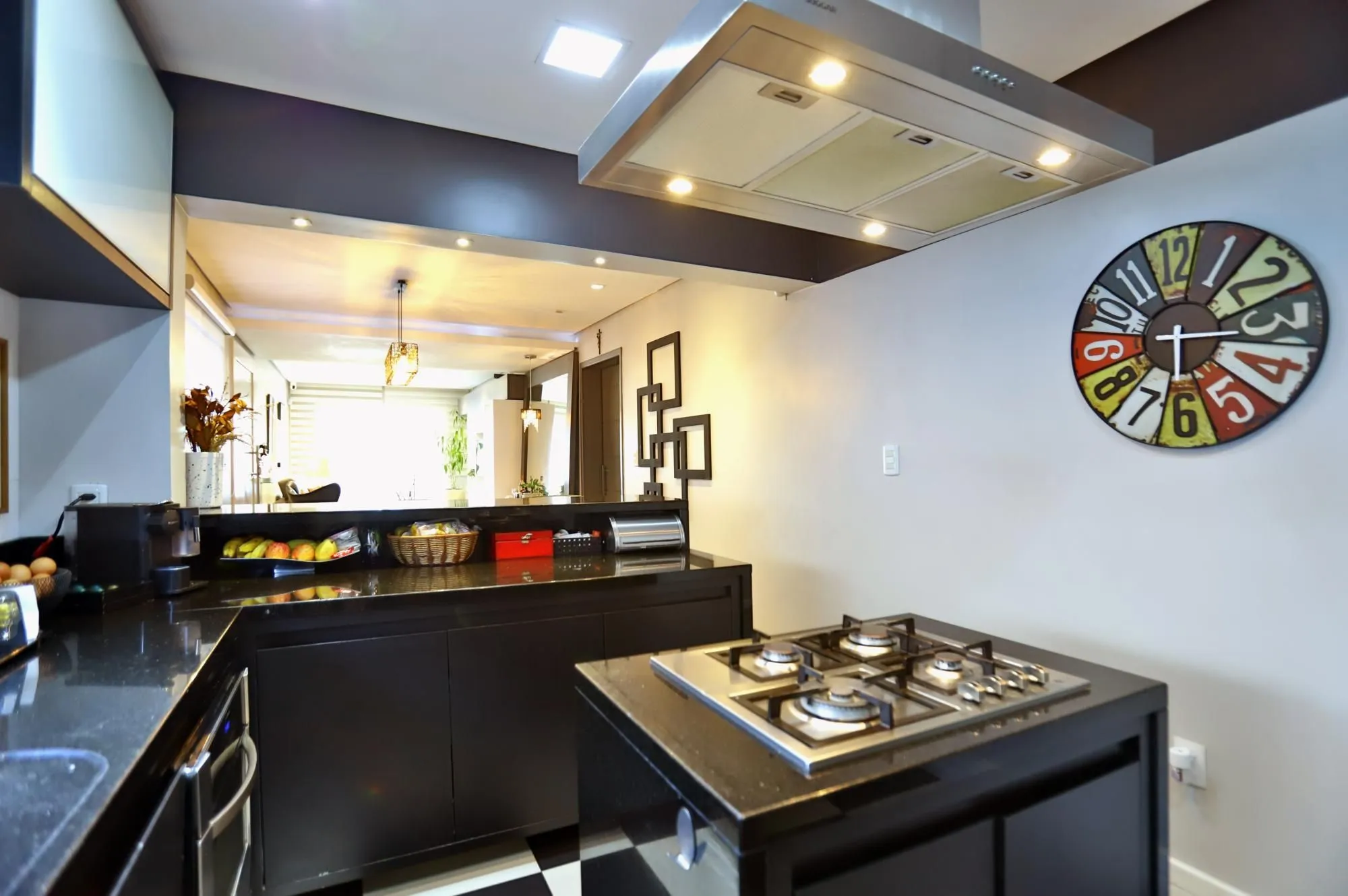 Imagem Casa mobiliada com suíte, patio e espaço gourmet completo