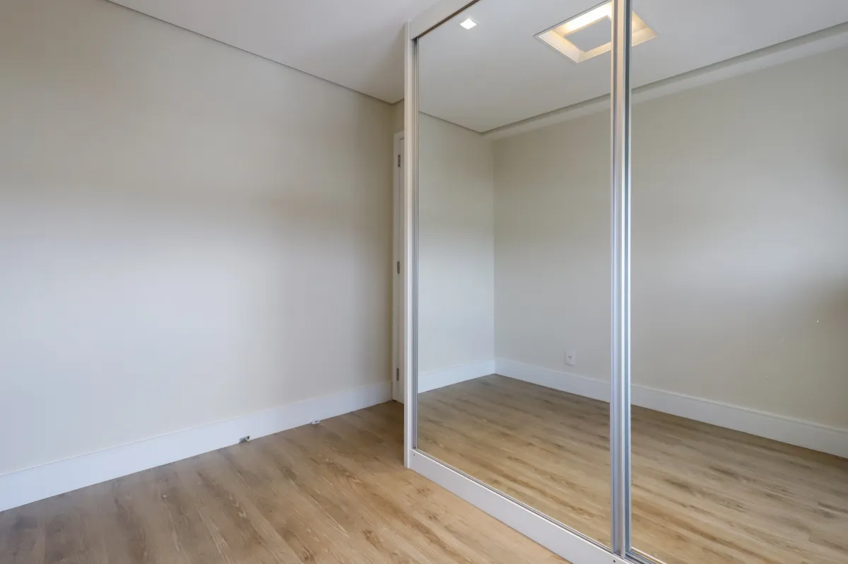Imagem Apartamento para venda em Vila Anastácio com 2 quartos, sendo 1 suíte, 77m2