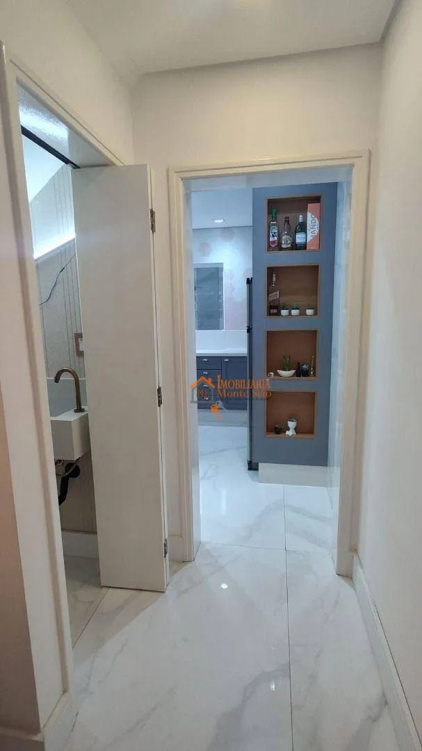Imagem Sobrado com 3 dormitórios à venda, 200 m² por R$ 800.000,00 - Vila Maranduba - Guarulhos/SP