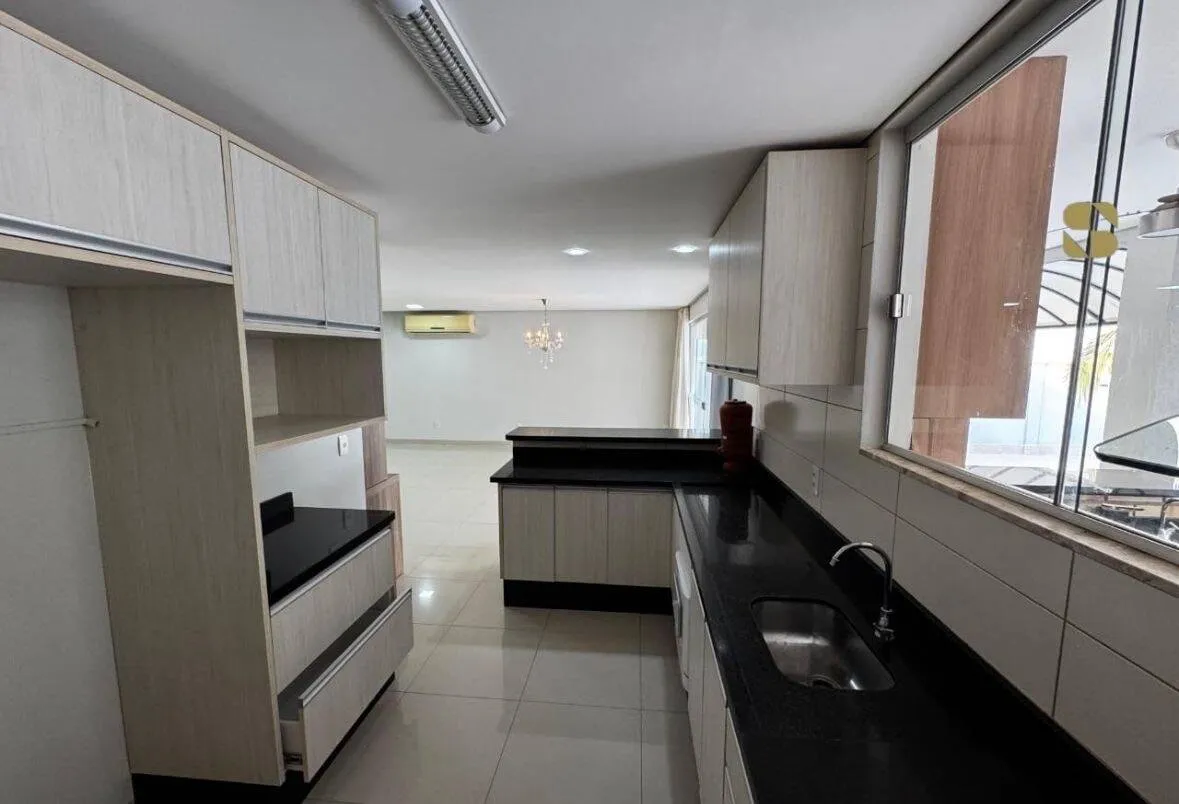 Imagem Casa 3 suítes no Condomínio Belvedere 1 Bairro Jardim Imperial