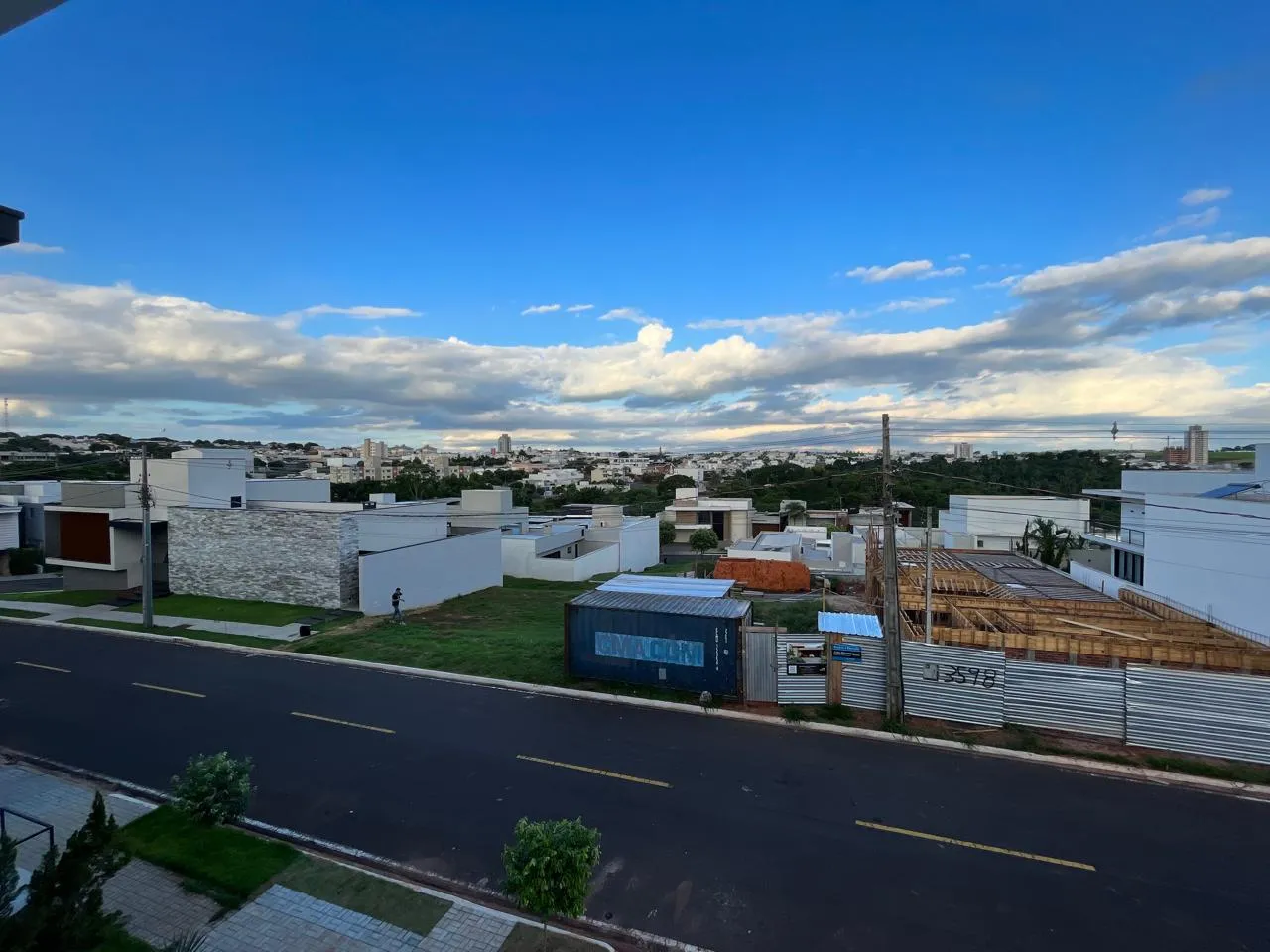 Imagem Sobrado 360m Umuarama-PR 303