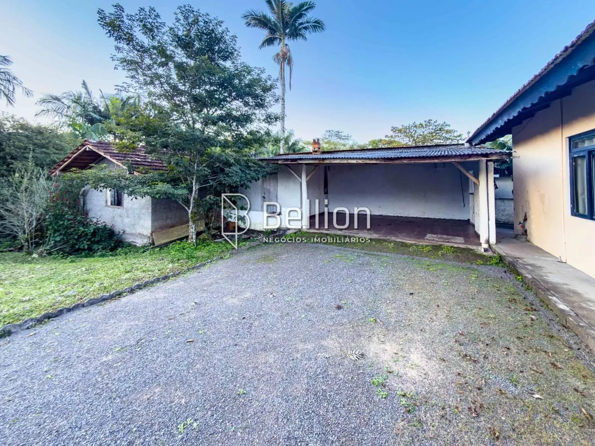 Imagem Casa 2 quartos em Rodeio 12, SC: Amplo terreno de 1017m² com edícula e rancho