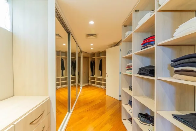 Imagem Apartamento para venda no bairro Moinhos de Vento em Porto Alegre