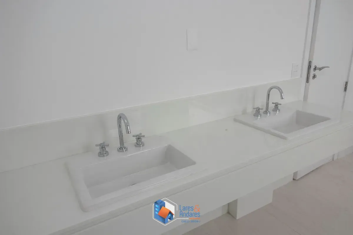 Imagem Apartamento para venda em Moema com 4 quartos, sendo 4 suítes, 375m²