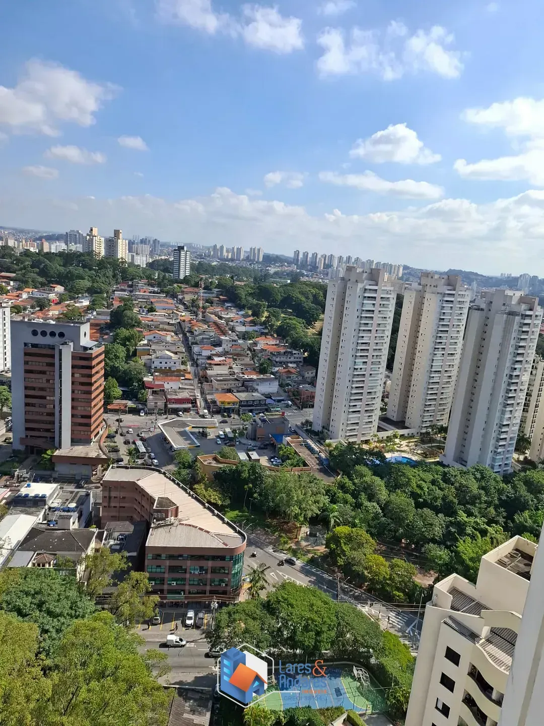Imagem Apartamento para venda em Vila Suzana com 3 quartos, sendo 1 suíte, 108m²