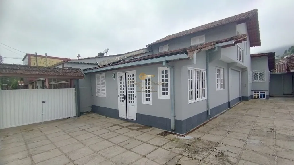 Imagem Casa para Venda em Teresópolis / RJ no bairro Alto
