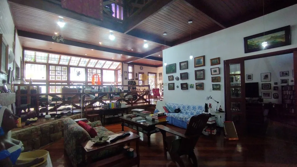 Imagem Casa em Condomínio para Venda em Teresópolis / RJ no bairro Green Valley