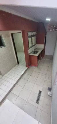 Imagem Sobrado em condomínio no Santa Cândida