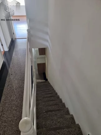 Imagem Casa de alto padrão em condomínio na Barra da Tijuca, Rio de Janeiro: 4 quartos, 3 suítes, 3 vagas, 250m². Imperdível!