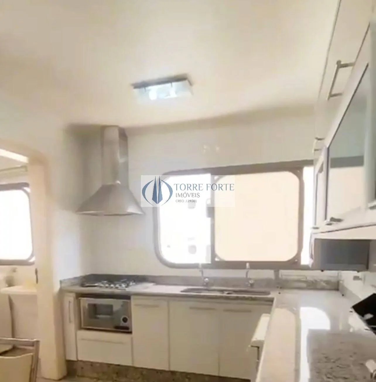 Imagem Apartamento com 3 dormitorios 1 suite com hidromassagem no Analia Franco.