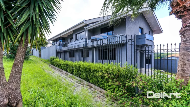 Foto do imóvel Residência Comercial de esquina c/ 02 andares - no Santo Inácio - 380m2 - R$ 1.498.000,00