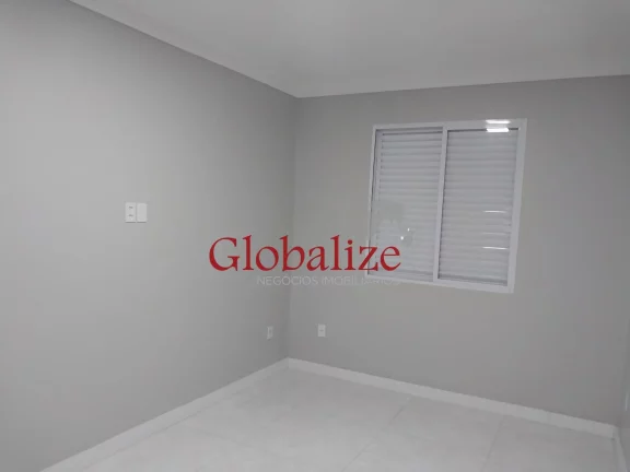 Imagem Apartamento à venda no Embaré, Santos-SP: 2 quartos, 1 sala, 1 banheiro, 1 vaga de garagem. Moderno e reformado! R$ 420.000