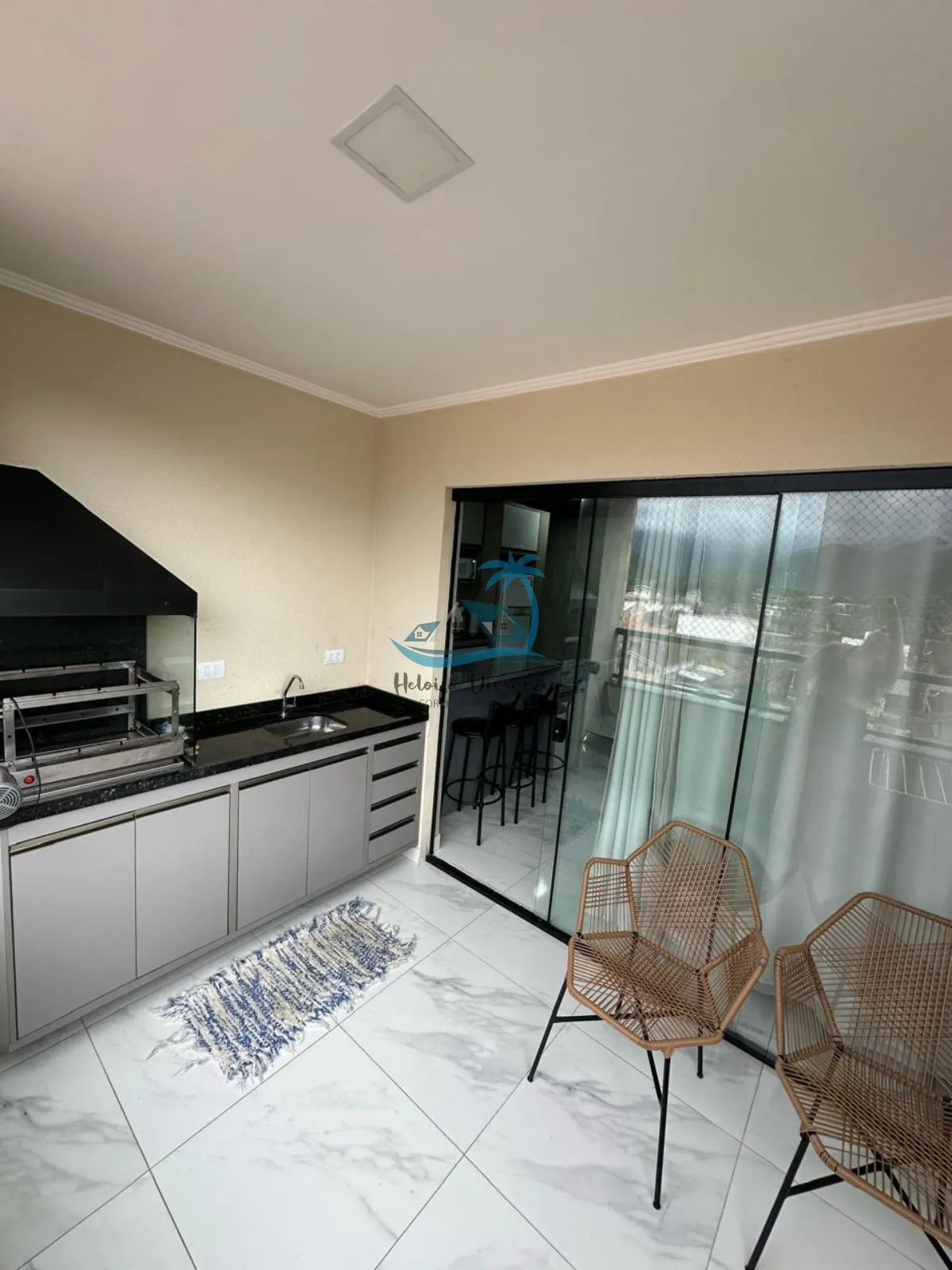 Imagem Apartamento mobiliado com 2 dormitórios a venda em Ubatuba, silop - centro