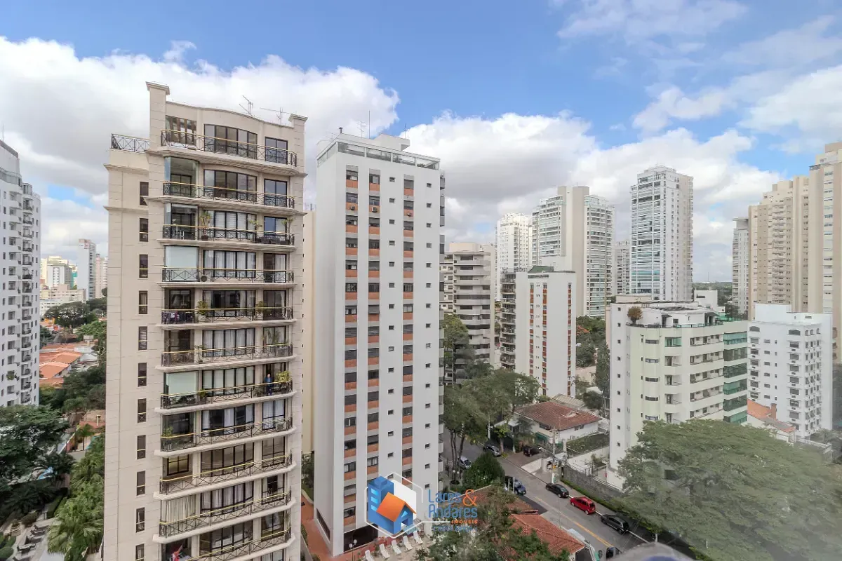 Imagem Apartamento para venda em Campo Belo com 4 quartos, sendo 4 suítes, 178m²